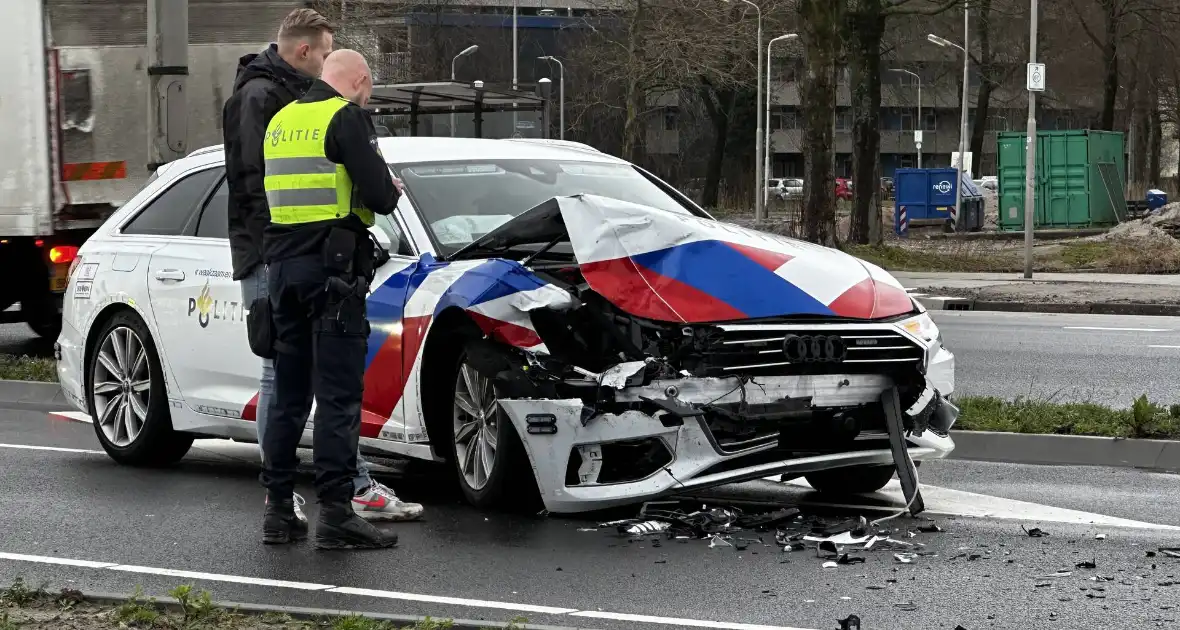 Politievoertuig betrokken bij ongeval