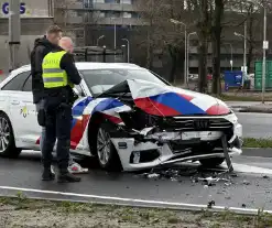 Politievoertuig betrokken bij ongeval tijdens achtervolging