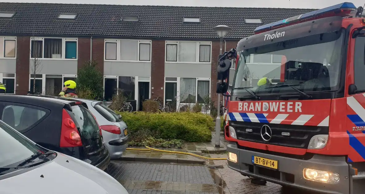Bewoner gecontroleerd na brand op zolder - Foto 2