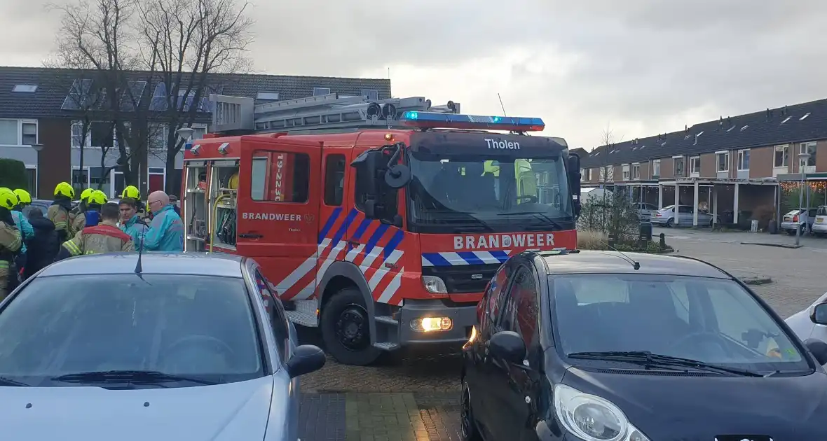 Bewoner gecontroleerd na brand op zolder - Foto 3