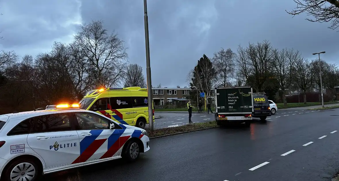 Twee bedrijfsbussen op elkaar geklapt - Foto 3