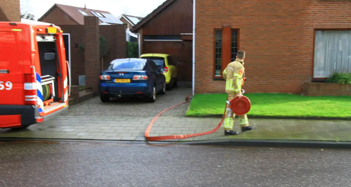 Brandweer pompt ondergelopen kelder leeg - Foto 7