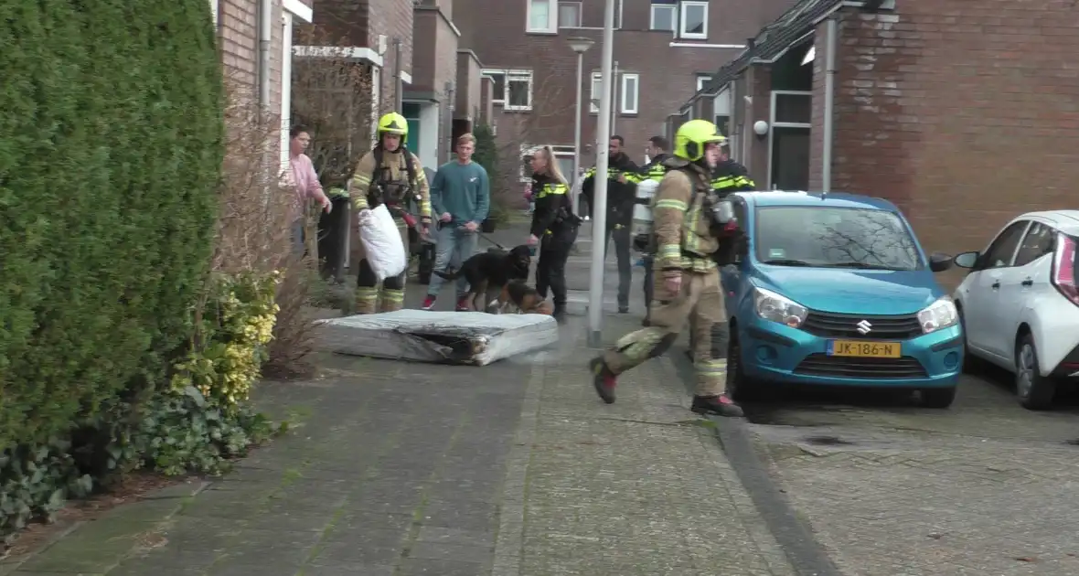 Matras vat vlam in woning - Foto 1