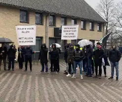 Veel politie-inzet bij demonstratie voor Marokaans gezin