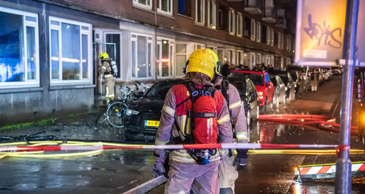 Persoon overleden bij uitslaande woningbrand - Foto 2