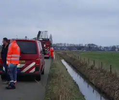 Zoekactie nadat scooter wordt aangetroffen in het water