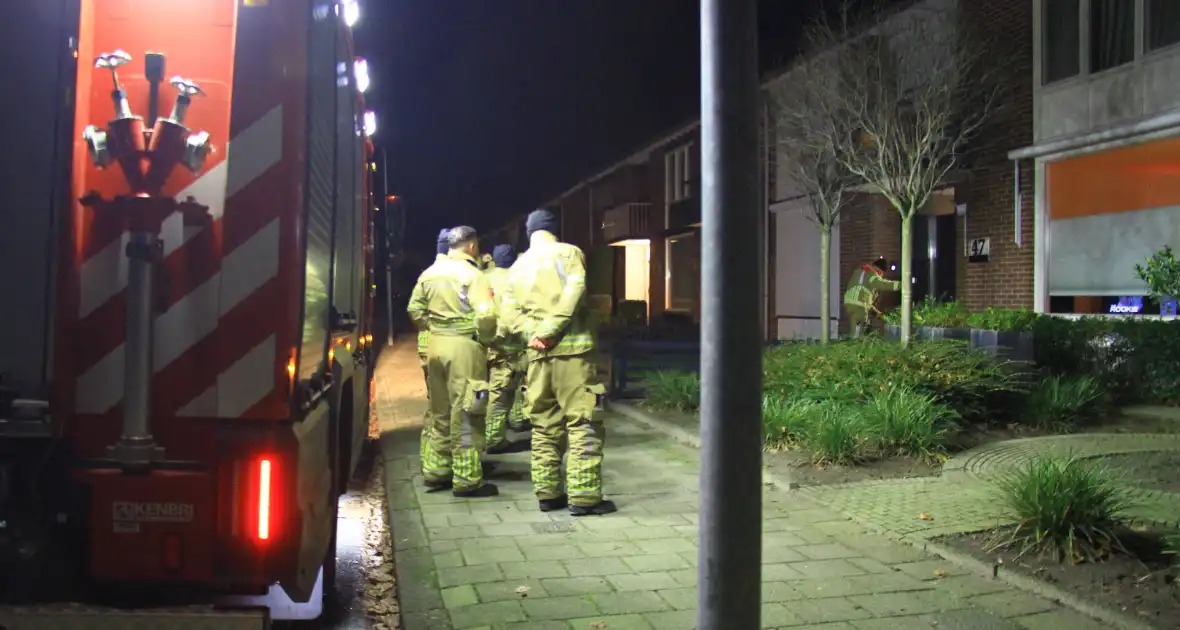 Brandweer pompt water uit kruipruimte - Foto 4