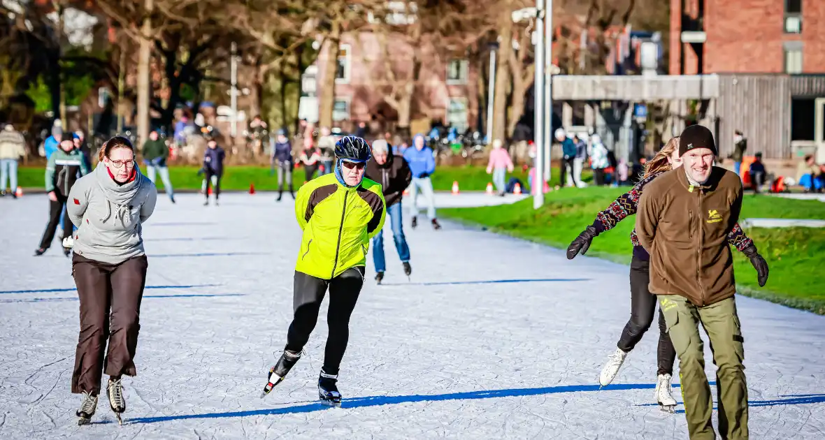 Volop schaatsplezier op natuurijsbaan van Amersfoortse IJvereniging - Foto 6