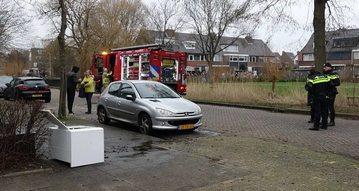 Droger vliegt in brand in woning - Foto 12