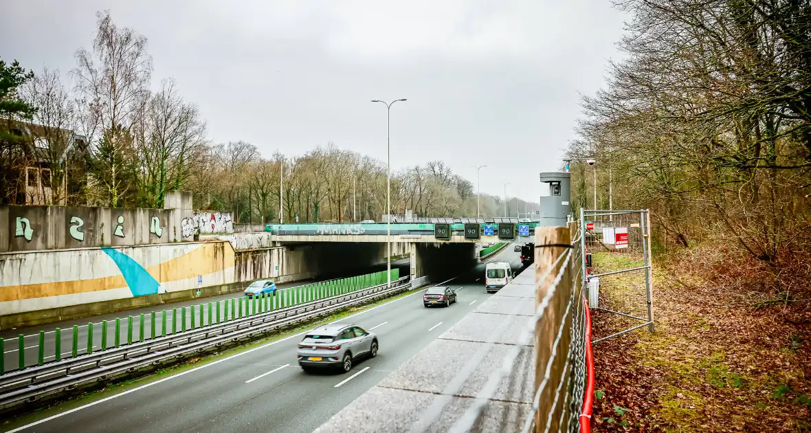 Geavanceerde meetapparatuur geplaatst op Vollenhovetunnel - Foto 12