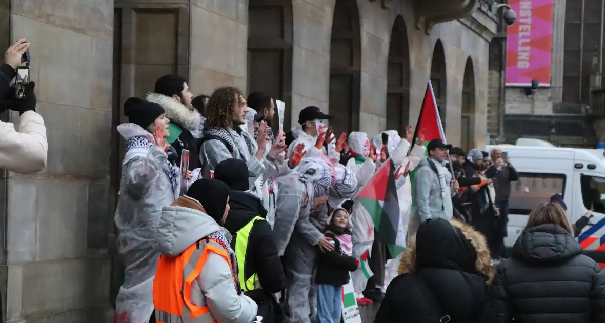 Grote opkomst bij pro Palestina demonstratie - Foto 7