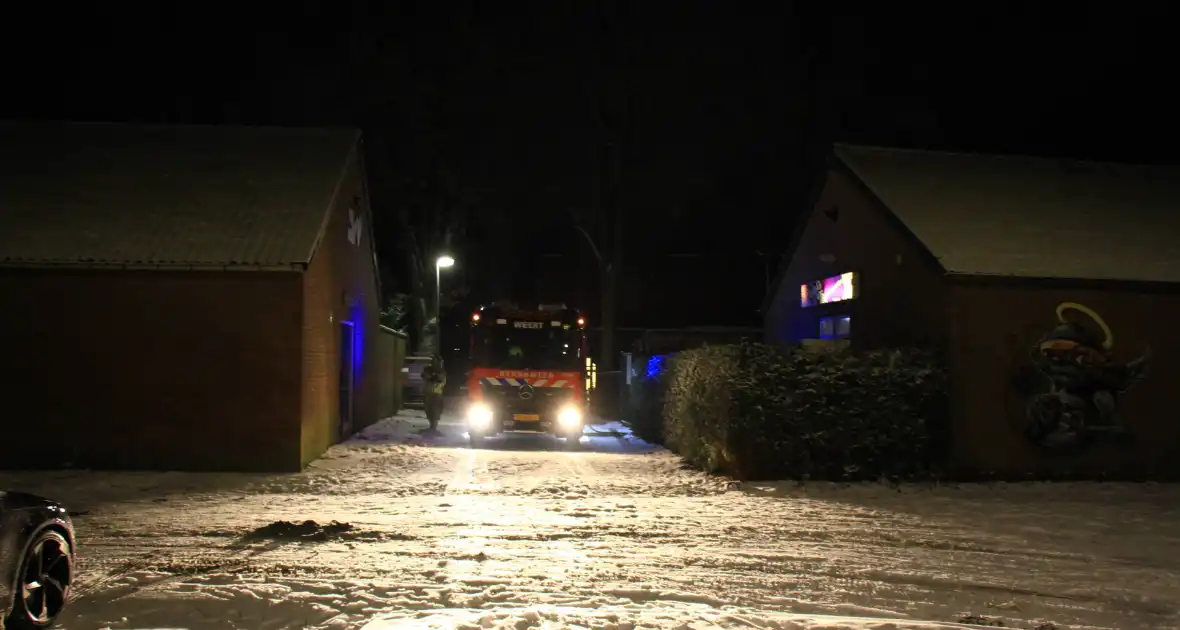 Onderzoek naar vreemde lucht bij jongerencentrum - Foto 10