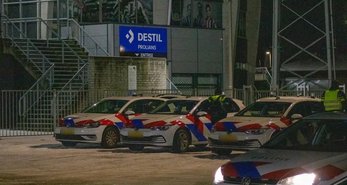 Veel voertuigen gecontroleerd bij grote verkeerscontrole - Foto 18