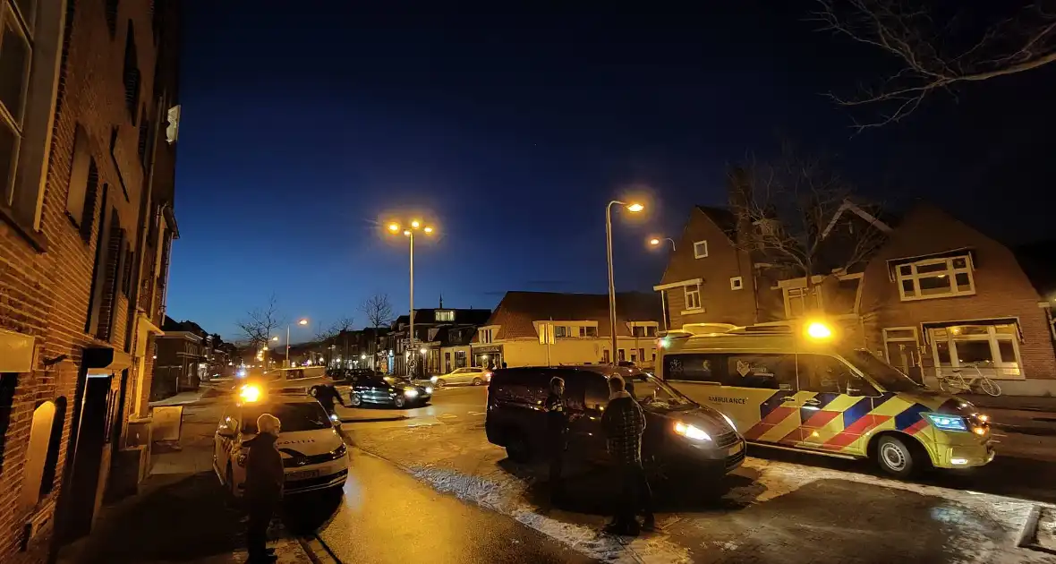 Aanrijding tussen Auto en Voetganger op Rotonde - Foto 3