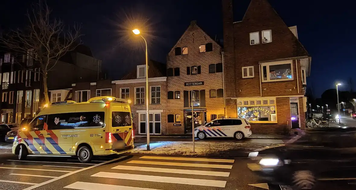 Aanrijding tussen Auto en Voetganger op Rotonde - Foto 5