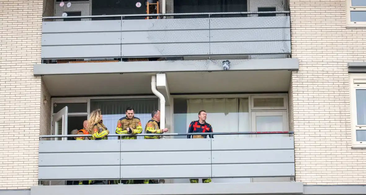 Brandweer redt vastzittende duif - Foto 4