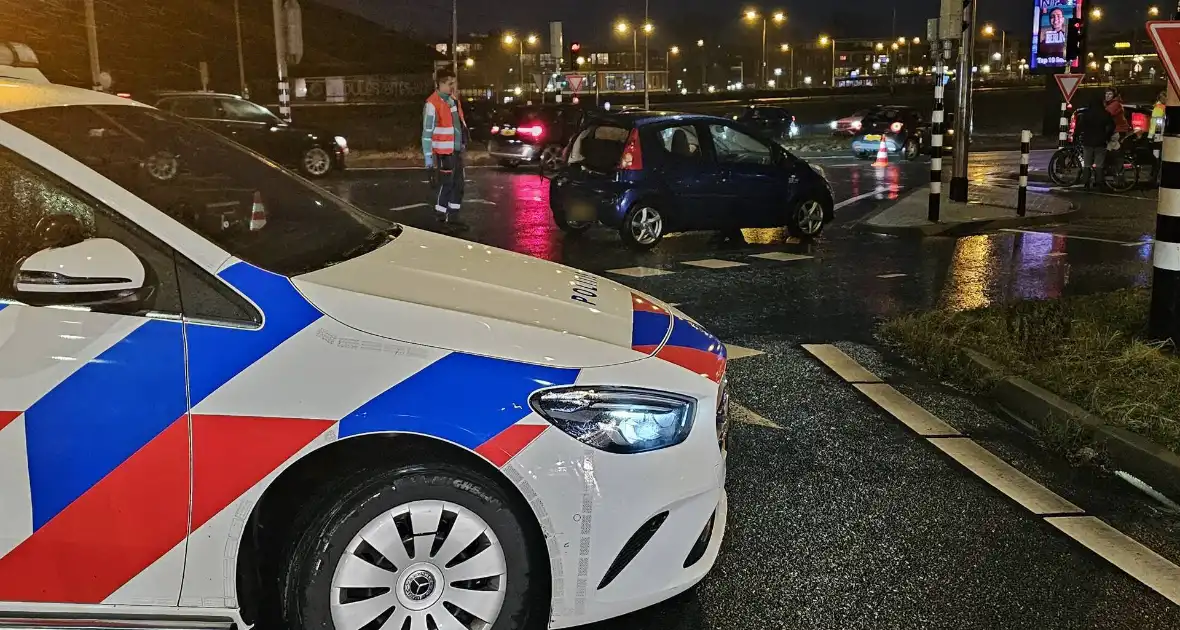 Kinderen betrokken bij kop-staartbotsing - Foto 1