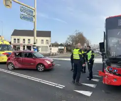 Gewonde bij ongeval tussen auto en lijnbus