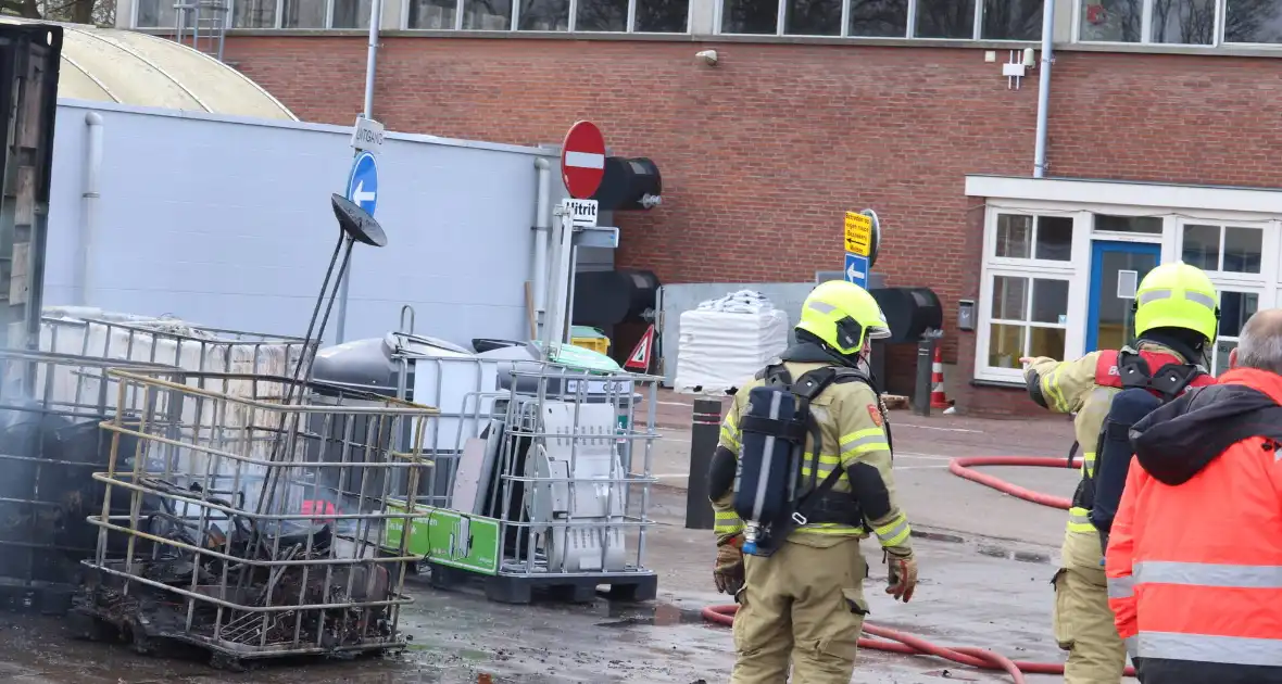 Brand in container bij milieustraat - Foto 5