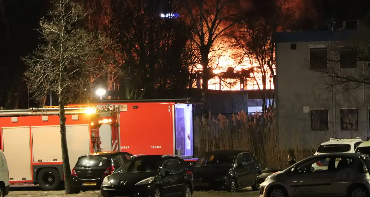 Brand in oude clubhuis van DWS - Foto 7