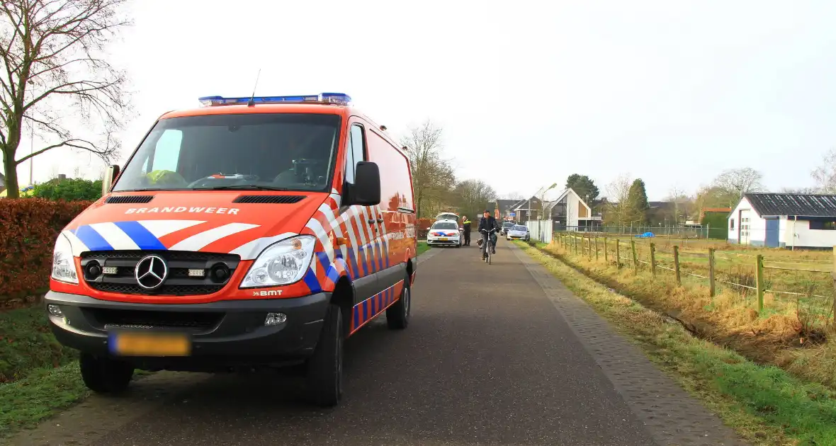 Onderzoek naar aantreffen gewonde bij manege - Foto 1