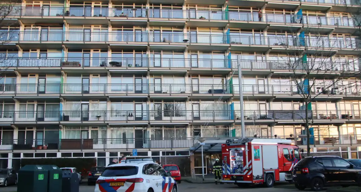 Bewoner behandeld na brand in flat - Foto 2