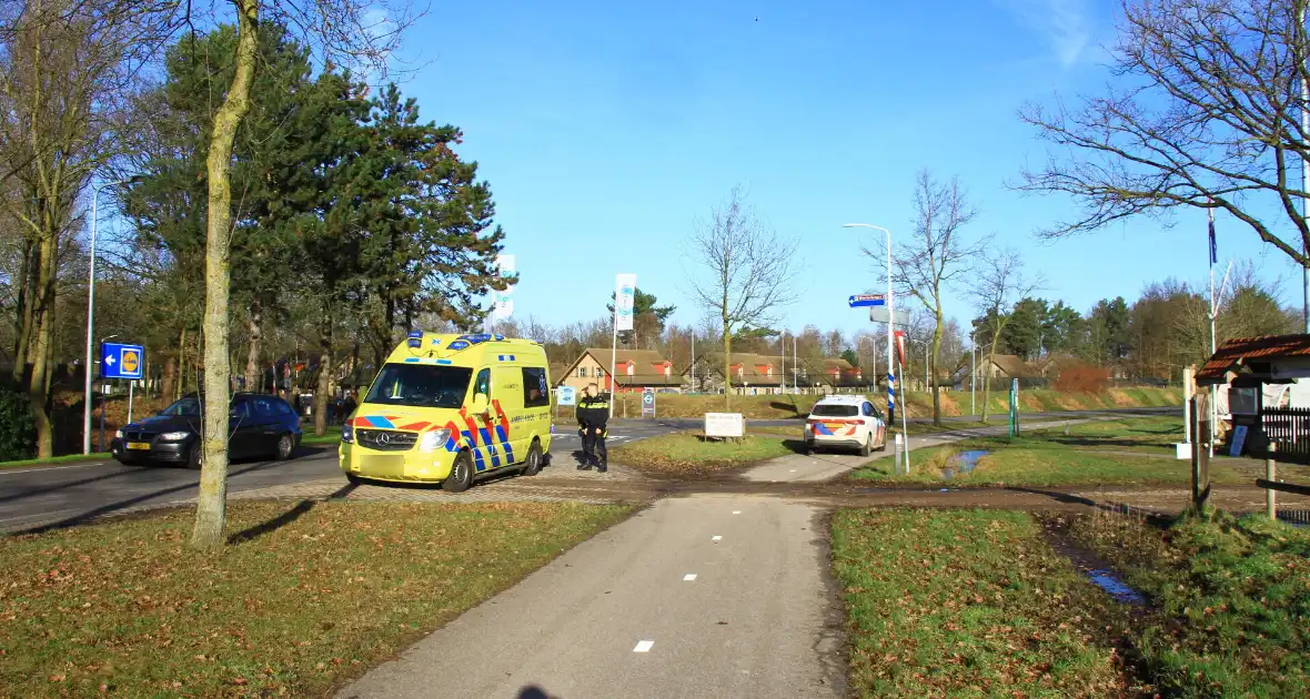 Traumateamingezet bij medische noodsituatie op straat - Foto 5