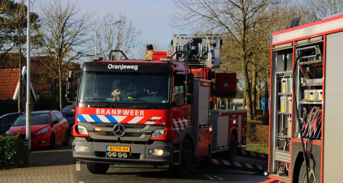 Schade door felle brand tegen schuur van woning - Foto 7