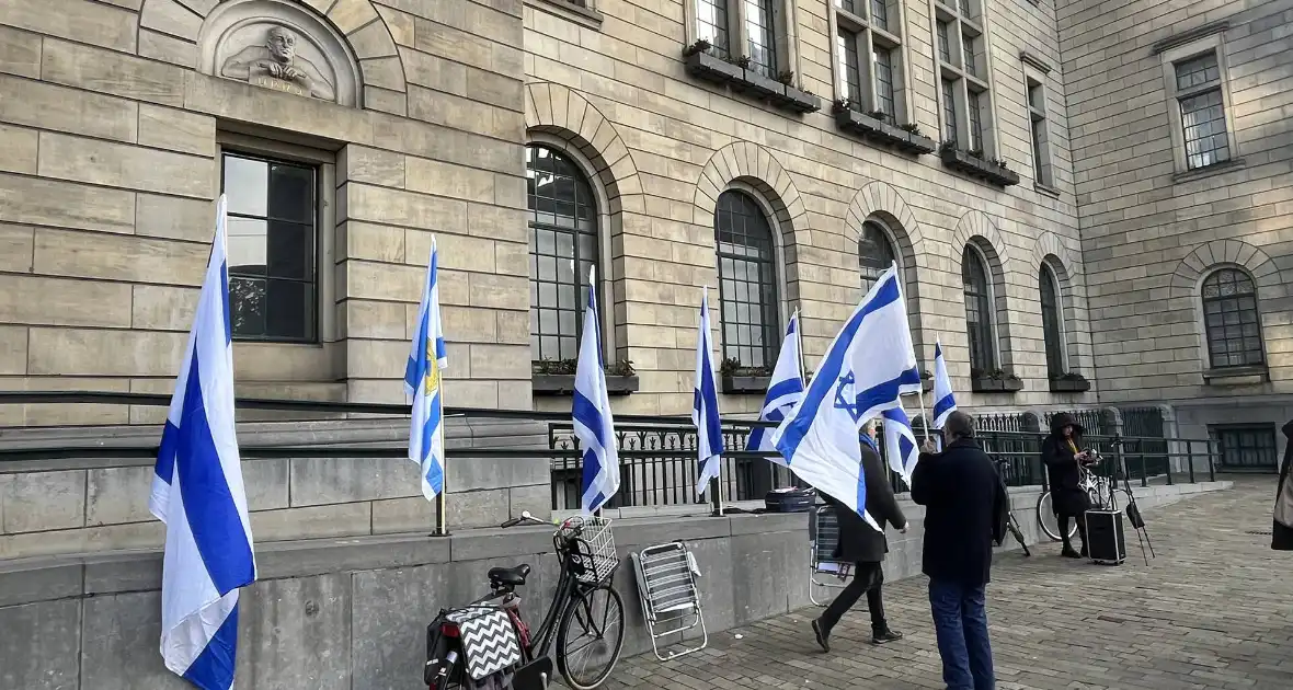 Zeer kleine opkomst bij pro Israëlische demonstratie - Foto 3