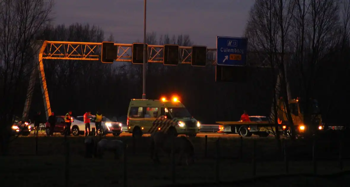 Flinke vertraging door ongeval op snelweg - Foto 5