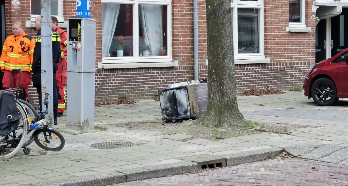 Witgoed apparaat vliegt in brand in woning - Foto 1