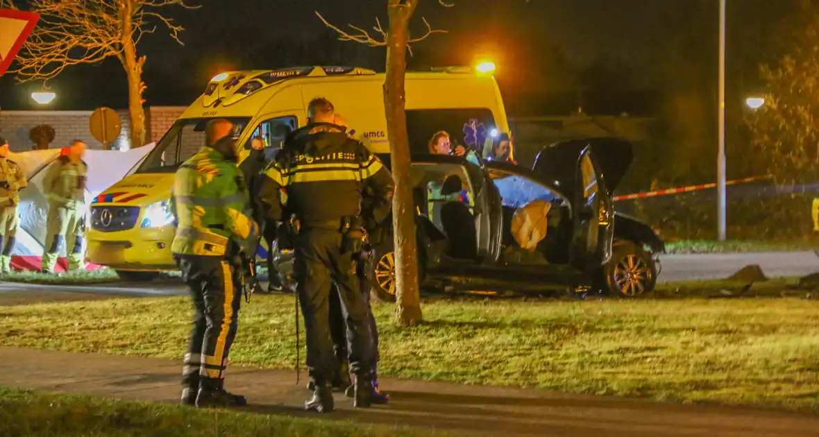 Achtervolging eindigt in ongeval met flinke schade - Foto 3