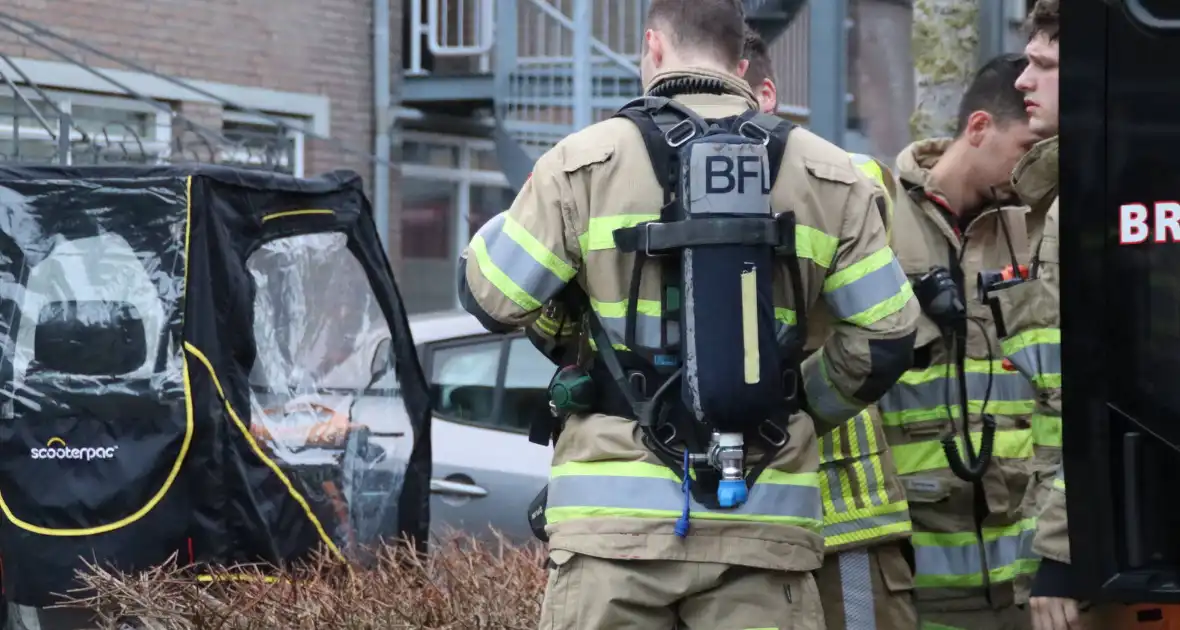 Stoom uit badkamer zorgt voor brandweerinzet - Foto 5