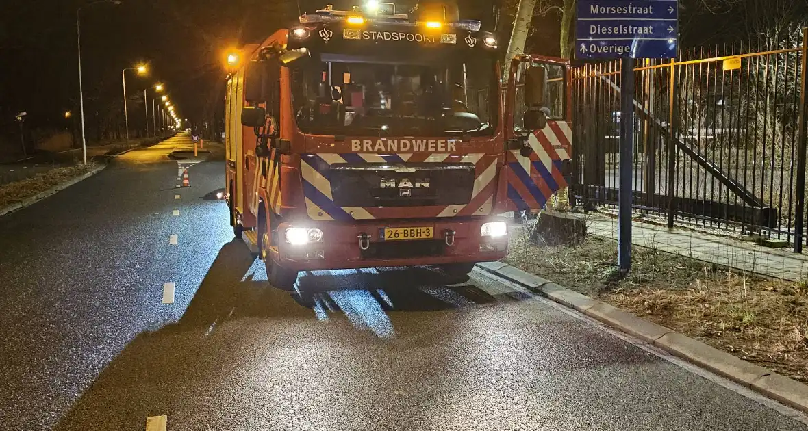 Brandweer ingezet voor lekkende stoomleiding - Foto 4