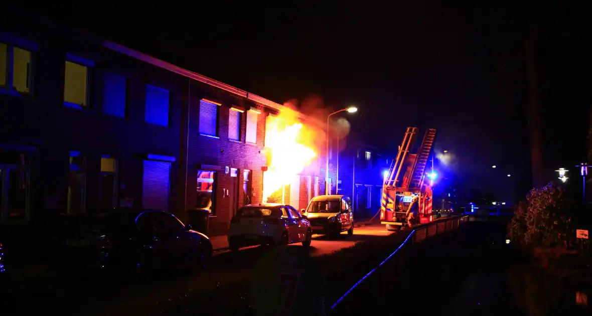 Woningen ontruimd door uitslaande brand