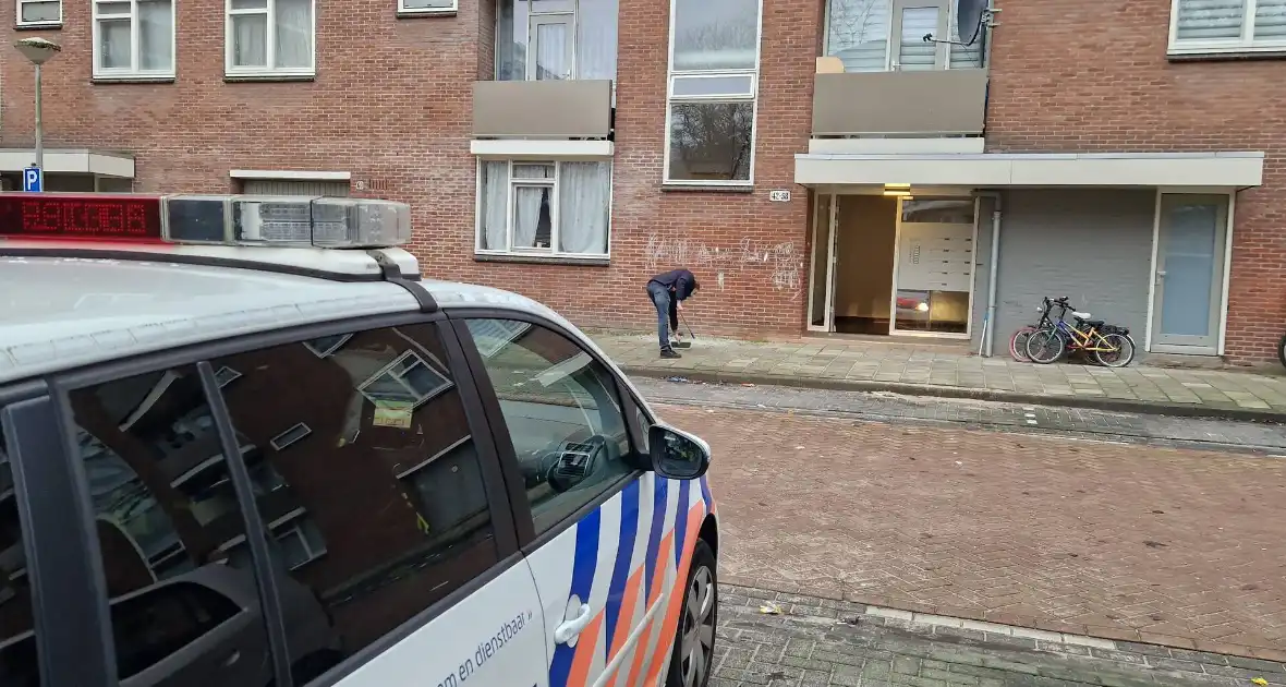 Schade door explosie in trappenhuis van flat - Foto 9