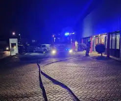 Veel rook bij brand in bedrijfspand