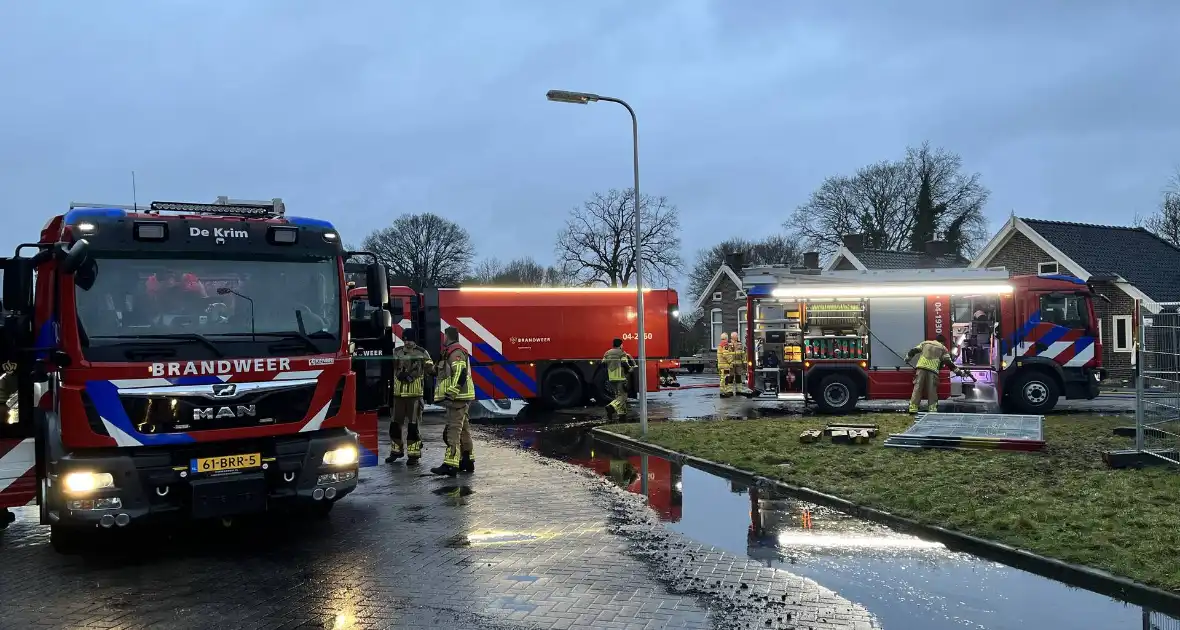 Schade na grote brand goed zichtbaar bij daglicht - Foto 6