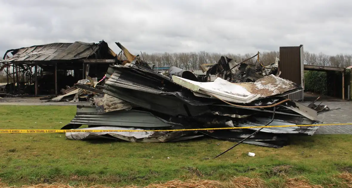 Schade goed zichtbaar na verwoestende brand - Foto 3