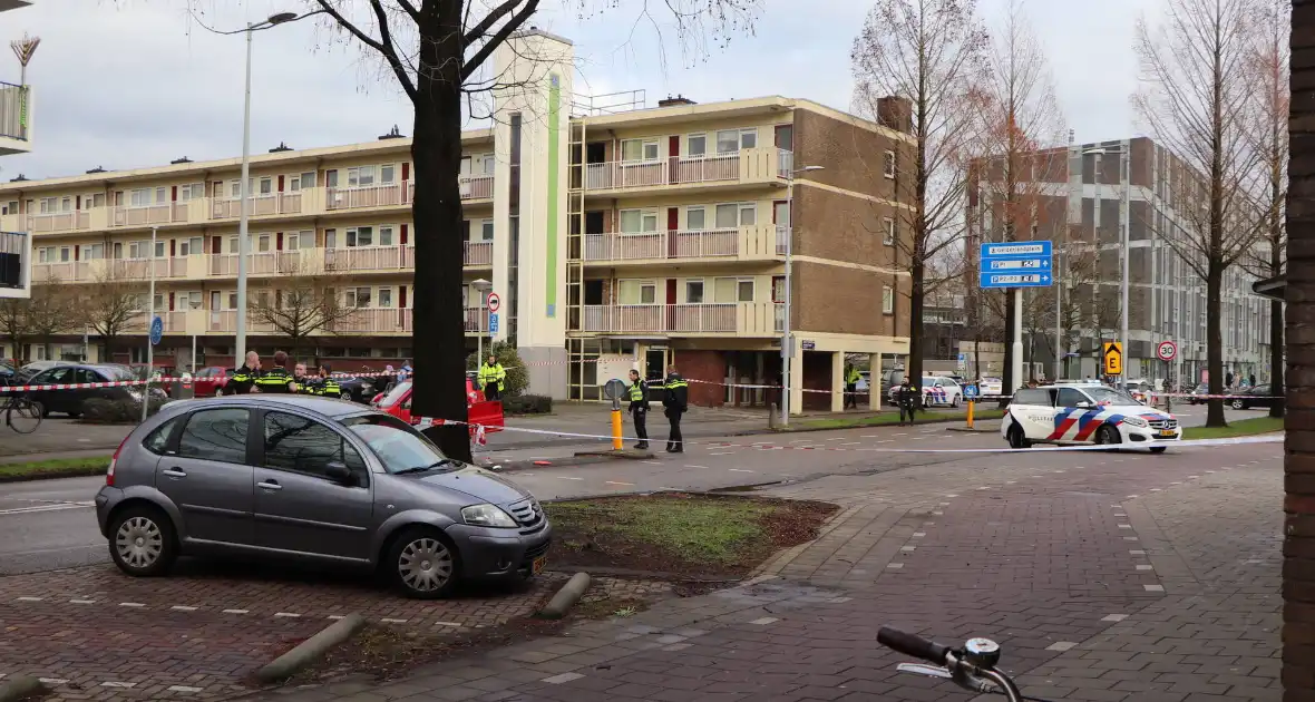 Brommobielen botsen op elkaar - Foto 1