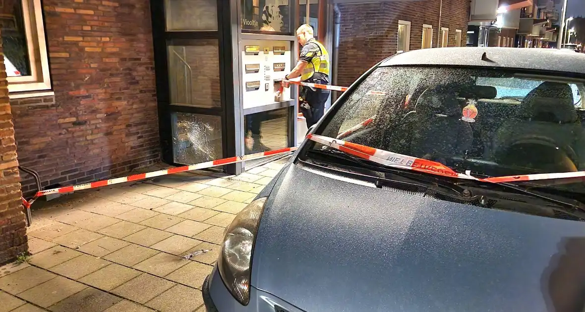 Politie doet onderzoek naar brandstichting - Foto 3