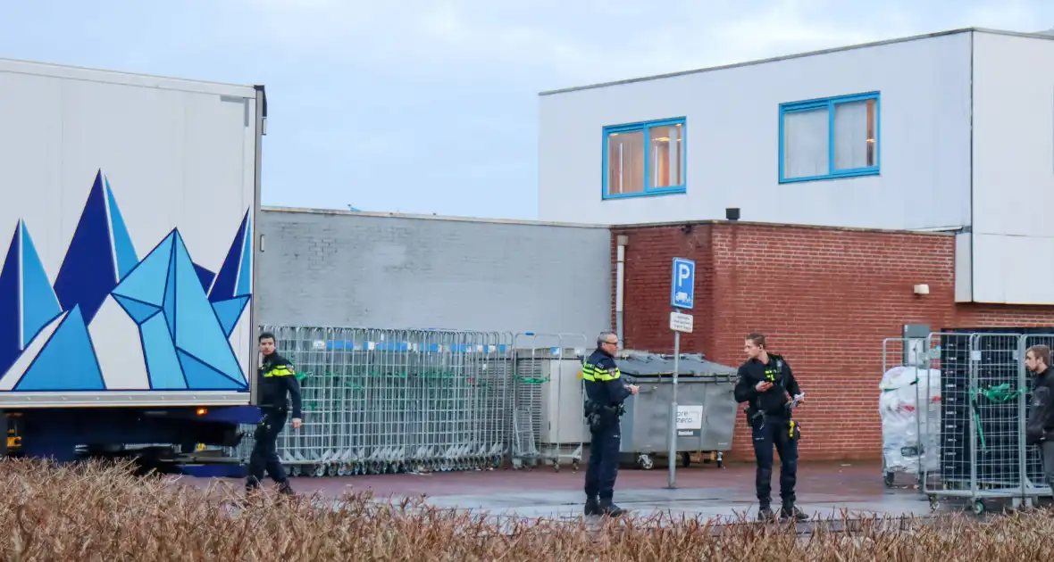 Politie onderzoekt mogelijke overval op vrachtwagenchauffeur - Foto 2