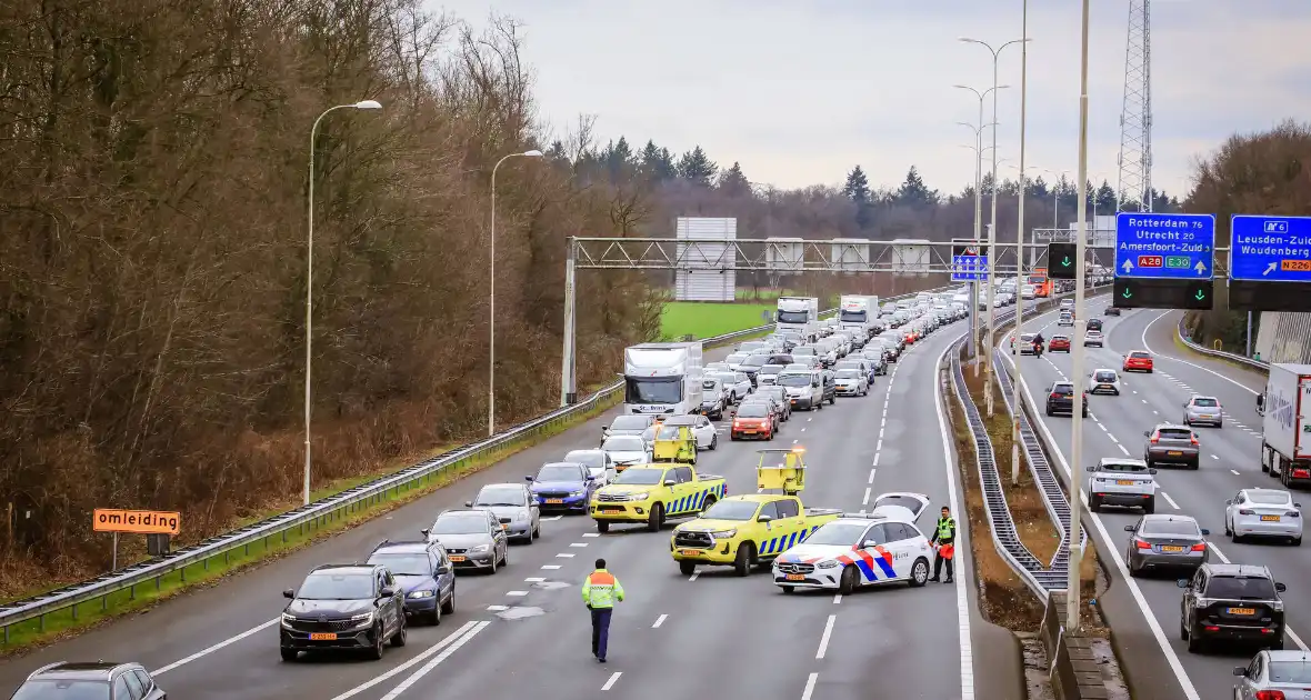 Snelweg afgesloten vanwege ernstig incident - Foto 1