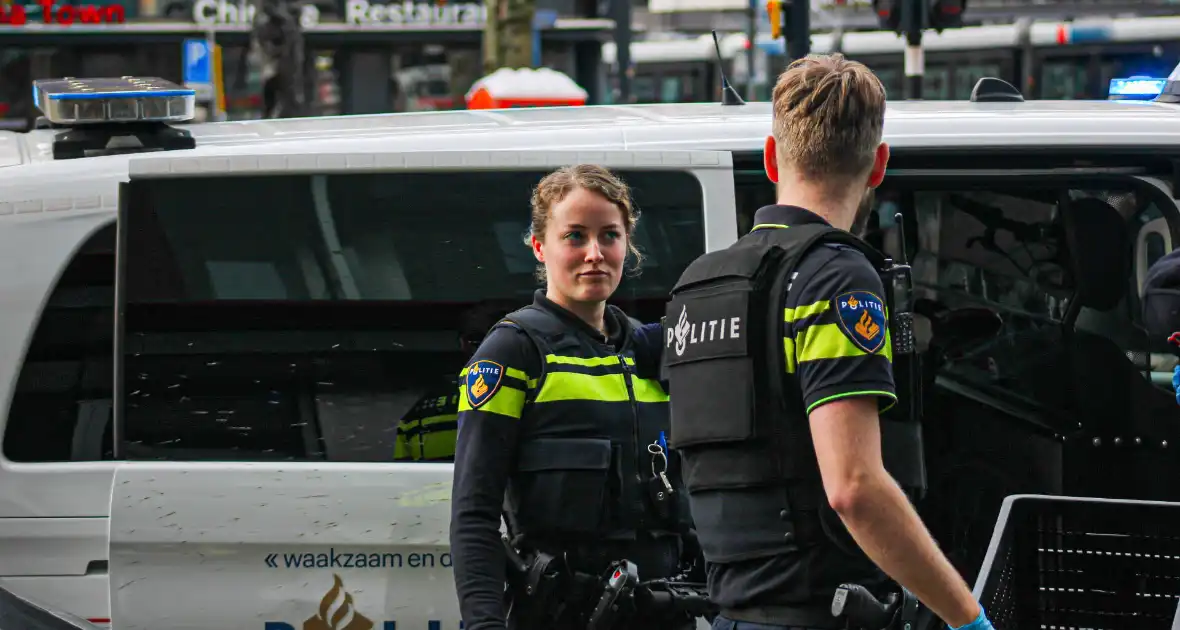 Agenten in kogelwerende vesten ingezet bij aanhouding - Foto 4