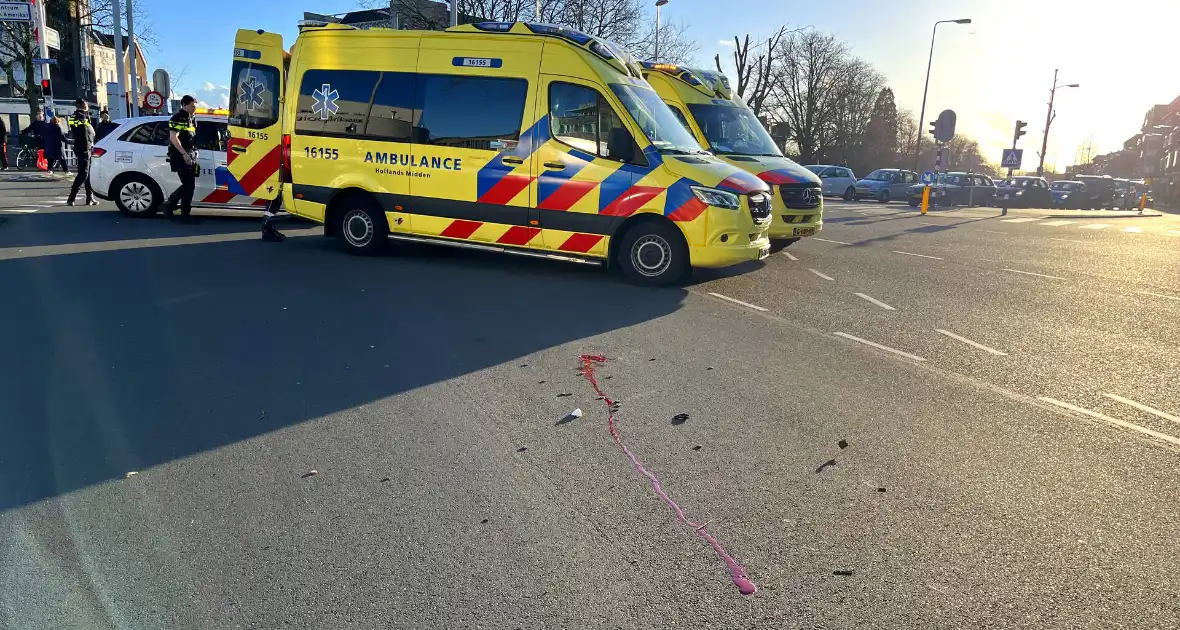 Traumateam ingezet bij aanrijding tussen lijnbus en fietser - Foto 3