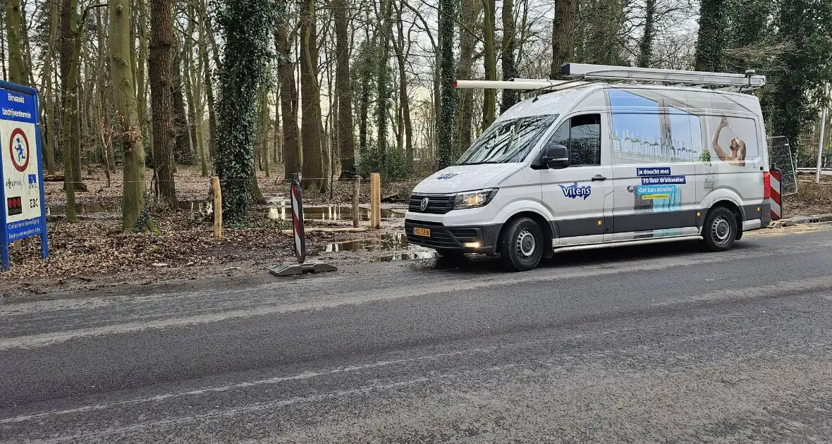 Waterlekkage veroorzaakt tijdens wegwerkzaamheden - Foto 1