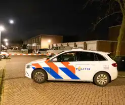 Straat afgezet na explosie bij woning