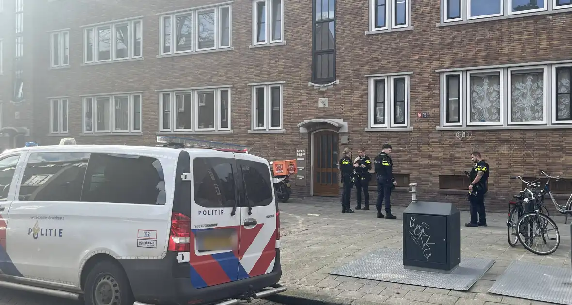 Maaltijdbezorger bedreigt en beroofd in woonwijk - Foto 3