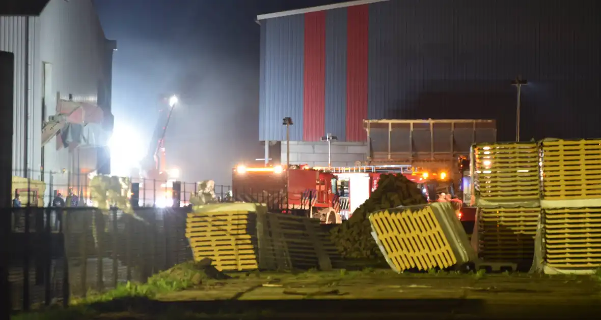 Grote brand in loods met hooi - Foto 4