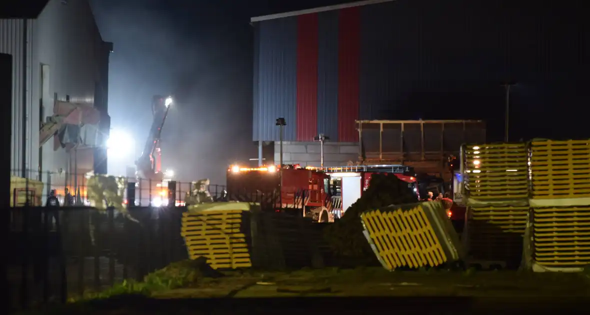 Grote brand in loods met hooi - Foto 6